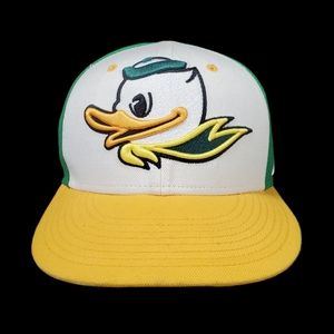 Nike true Oregon ducks snapback hat